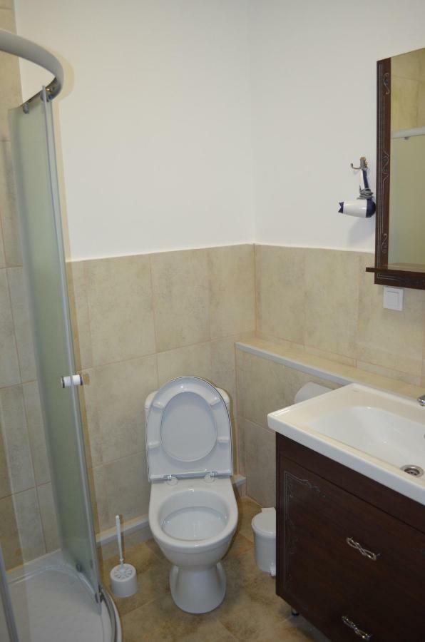 Motel Chalet Vita-Pochtovaya ภายนอก รูปภาพ