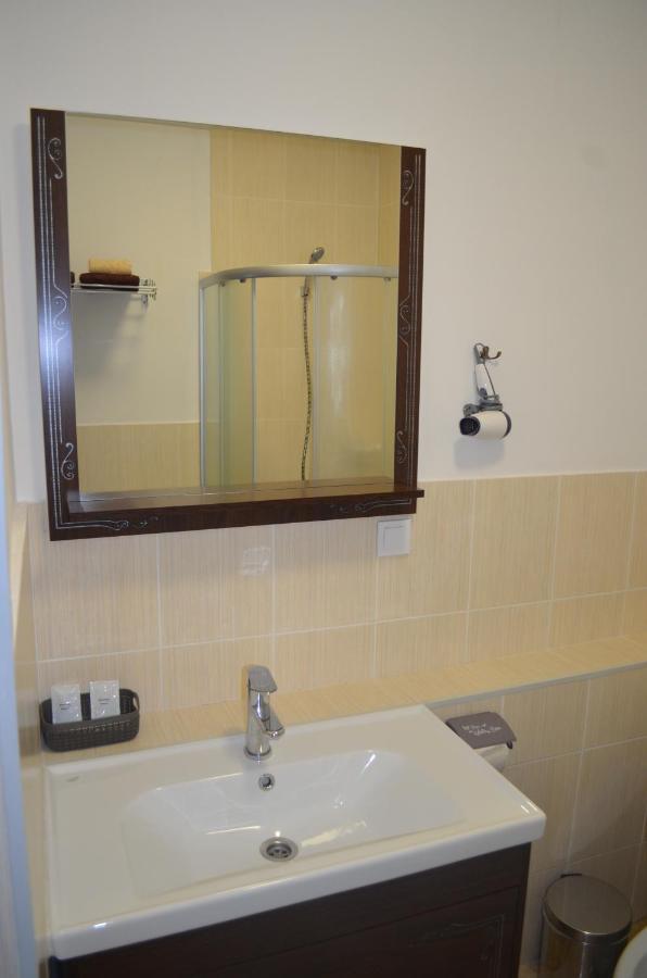 Motel Chalet Vita-Pochtovaya ภายนอก รูปภาพ